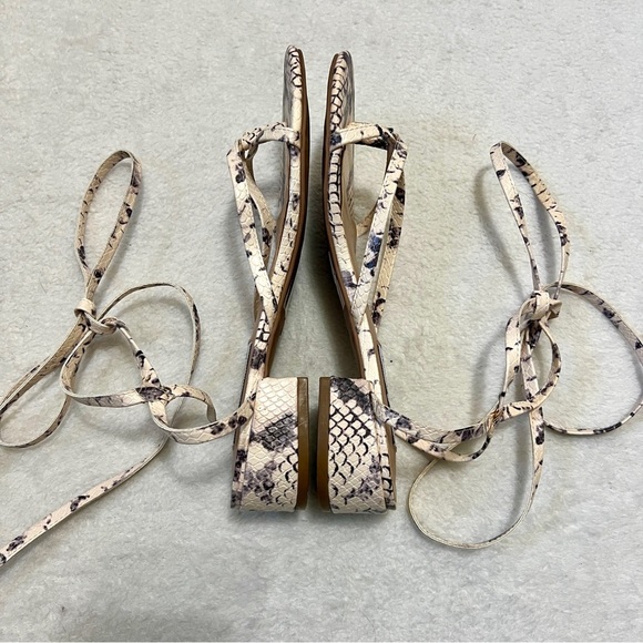 Steve Madden Ryee Python Printed Lace-Up Sandal - Size 6 - Picture 8 of 14